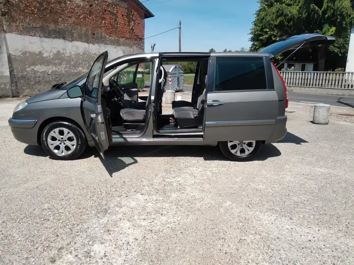 Usata Citroën C8 Seduction 136 CV (100 kW) 2011 Grigio Monovolume
