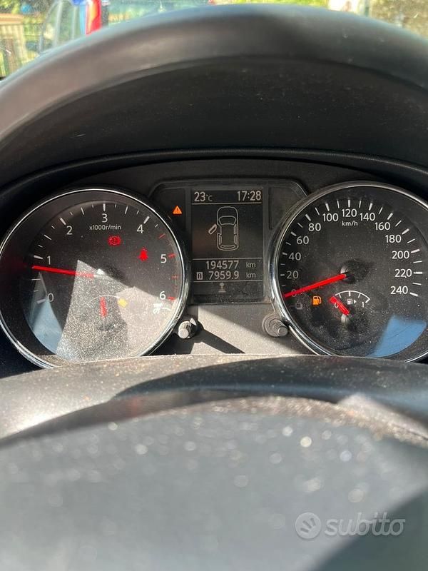 Usata Nissan Qashqai 115 CV (84 kW) 2011 Bianco SUV