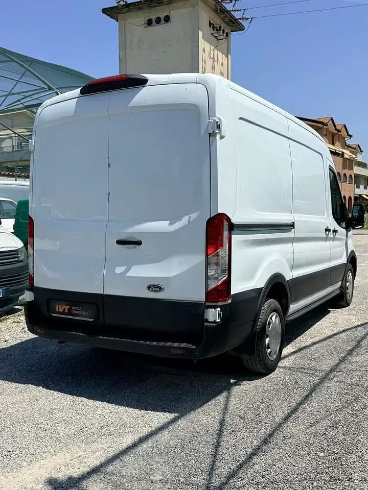 Usata Ford Transit 131 CV (96 kW) 2019 Bianco Furgone