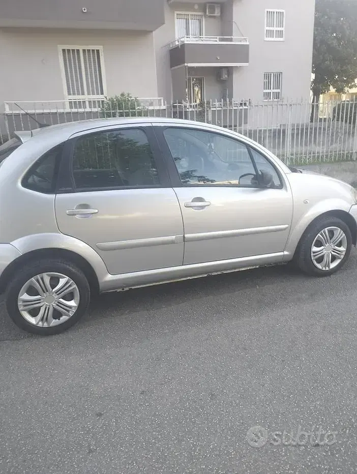 Usata Citroën C3 60 CV (44 kW) 2005 Grigio Berlina