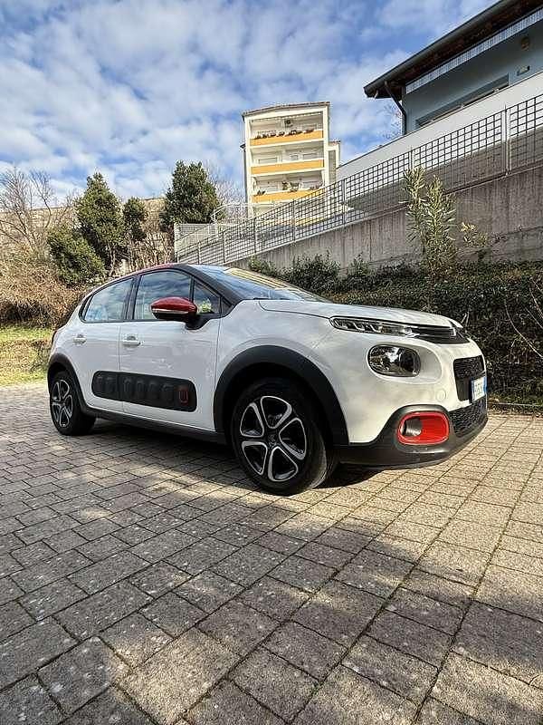 Usata Citroën C3 Shine 102 CV (75 kW) 2018 Bianco Berlina