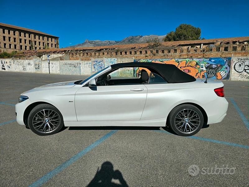 Usata BMW 218 Sport Line 2018 Bianco Cabrio