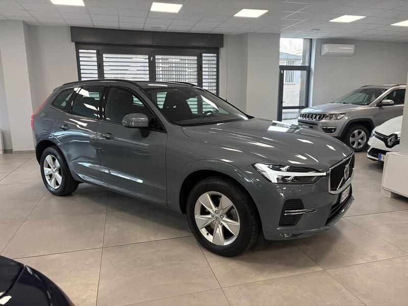 Usado Volvo XC60 197 HP (144 kW) 2021 Cinzento SUV