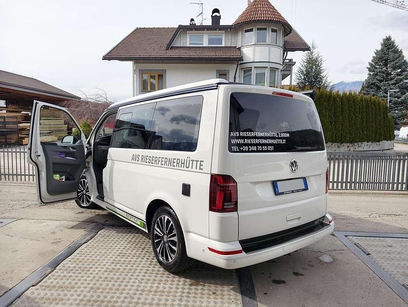 Usata VW California Beach 150 CV (110 kW) 2020 Bianco Furgone