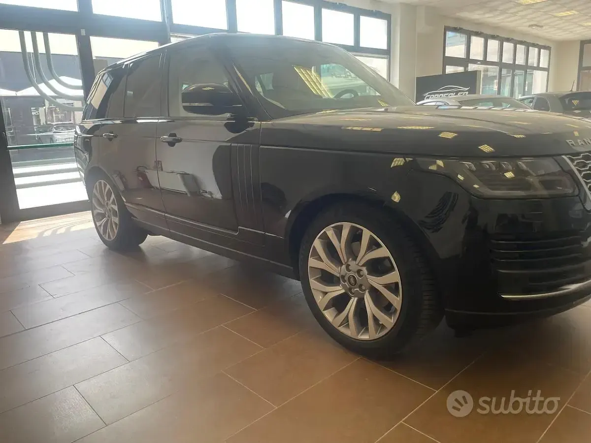 Usata Land Rover Range Rover Autobiography 249 CV (183 kW) 2019 Nero SUV