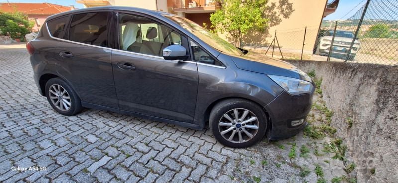 Usata Ford C-MAX 120 CV (88 kW) 2017 Monovolume