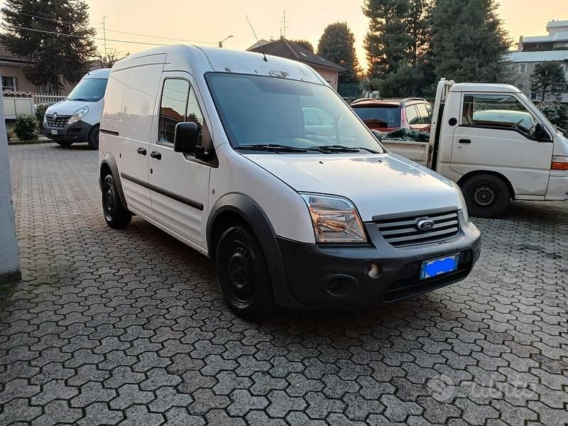 Usata Ford Transit 90 CV (66 kW) 2010 Bianco Monovolume