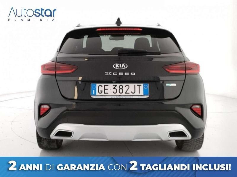 Usata Kia XCeed 141 CV (103 kW) 2021 Argento SUV