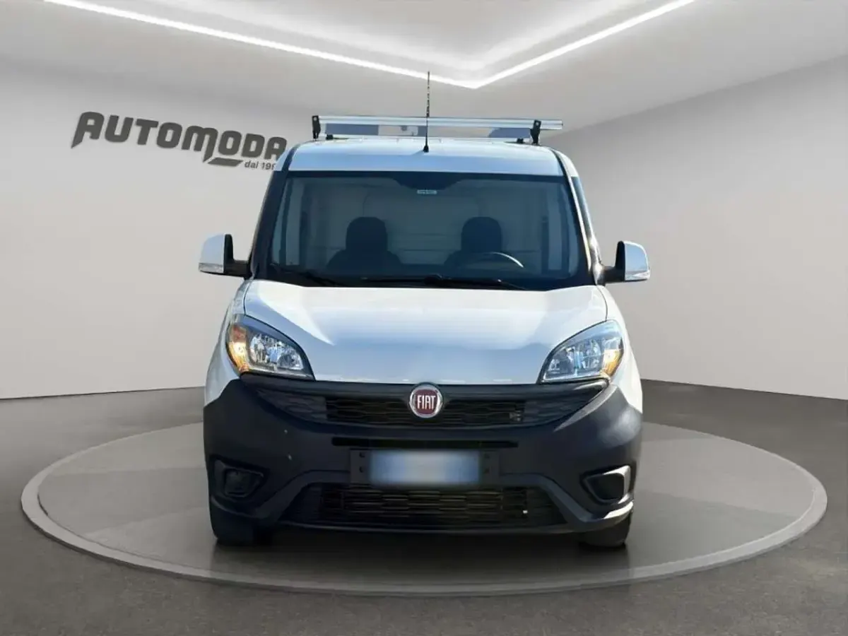 Usata Fiat Doblò 120 CV (88 kW) 2019 Bianco Monovolume