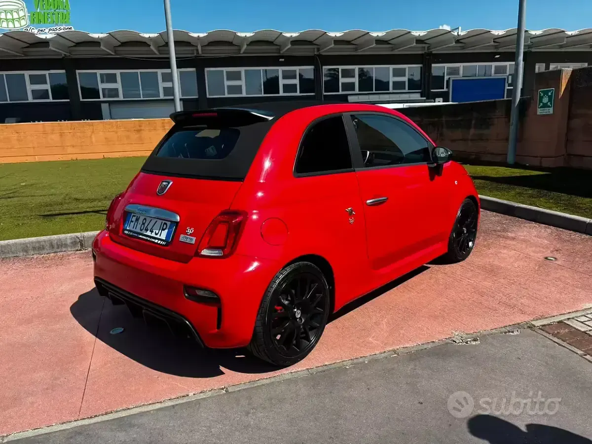Usata Abarth 595C Pista 160 CV (117 kW) 2017 Rosso Cabrio
