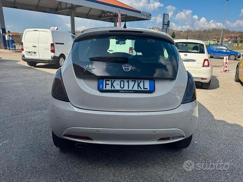 Usata Lancia Ypsilon S 95 CV (69 kW) 2017 Beige Utilitaria