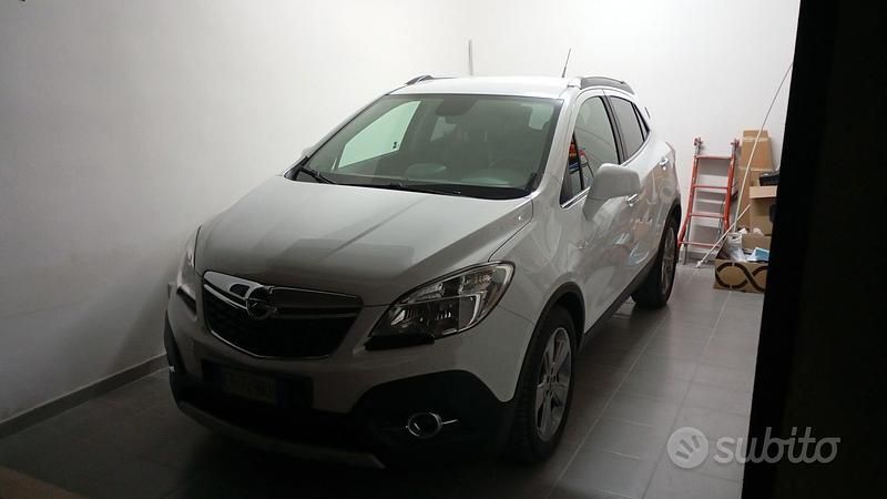 Usata Opel Mokka Cosmo 131 CV (96 kW) 2014 Bianco SUV