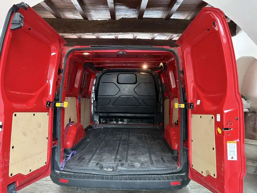 Usata Ford Transit Custom 143 CV (105 kW) 2019 Rosso Furgone