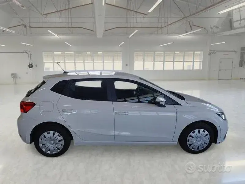 Usata Seat Ibiza Style 89 CV (65 kW) 2020 Bianco Utilitaria