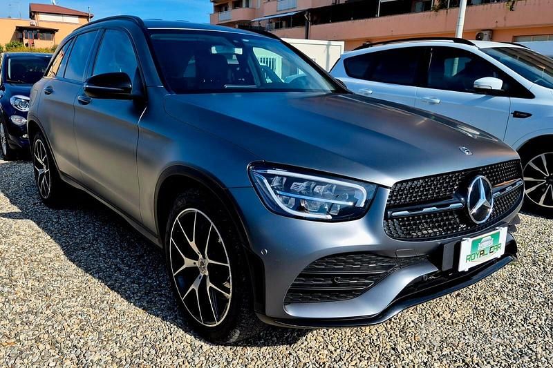 Usata Mercedes GLC220 Premium Plus 194 CV (142 kW) 2020 Grigio SUV