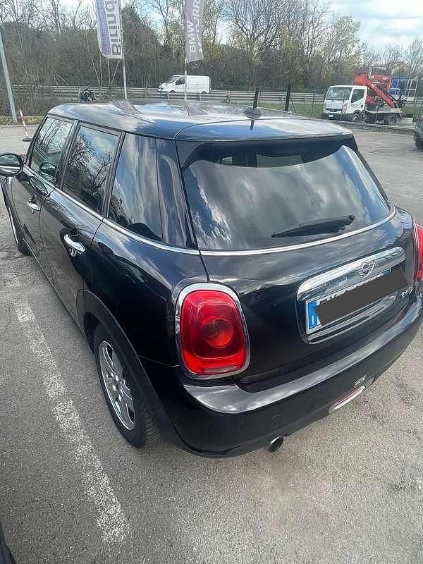 Usata Mini Cooper D 116 CV (85 kW) 2015 Utilitaria