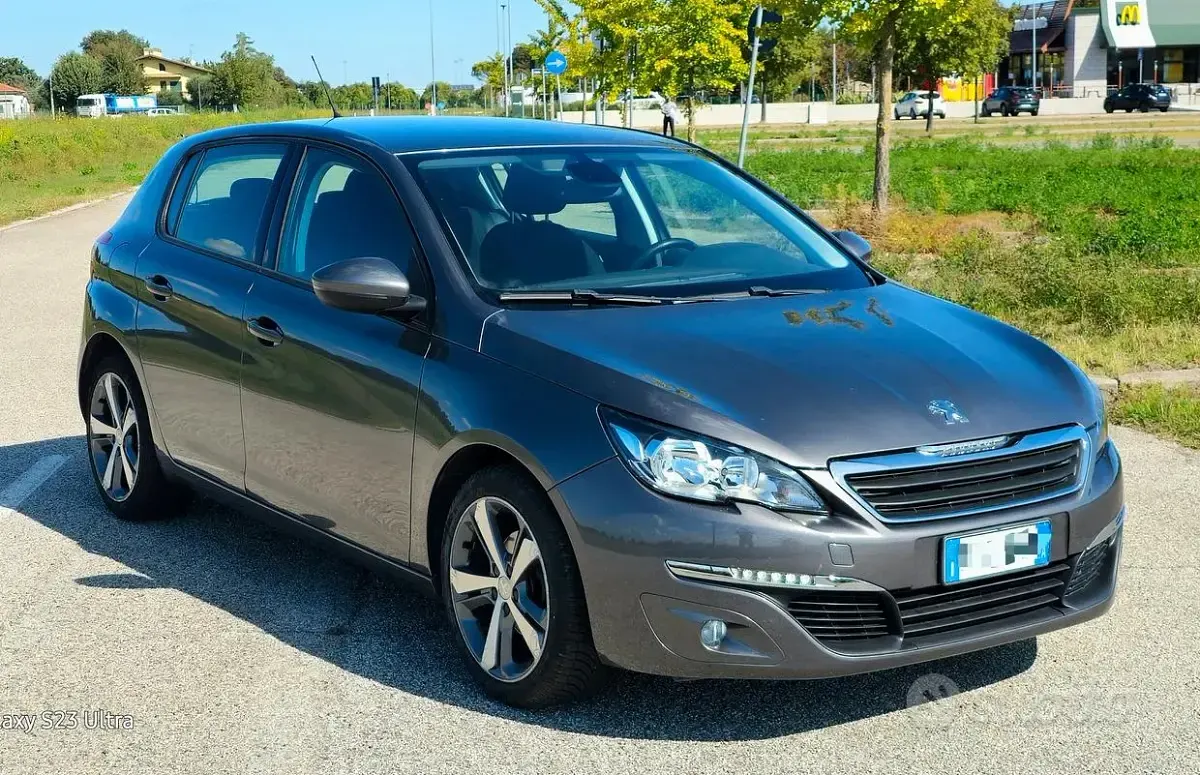 Usata Peugeot 308 120 CV (88 kW) 2016 Grigio Berlina