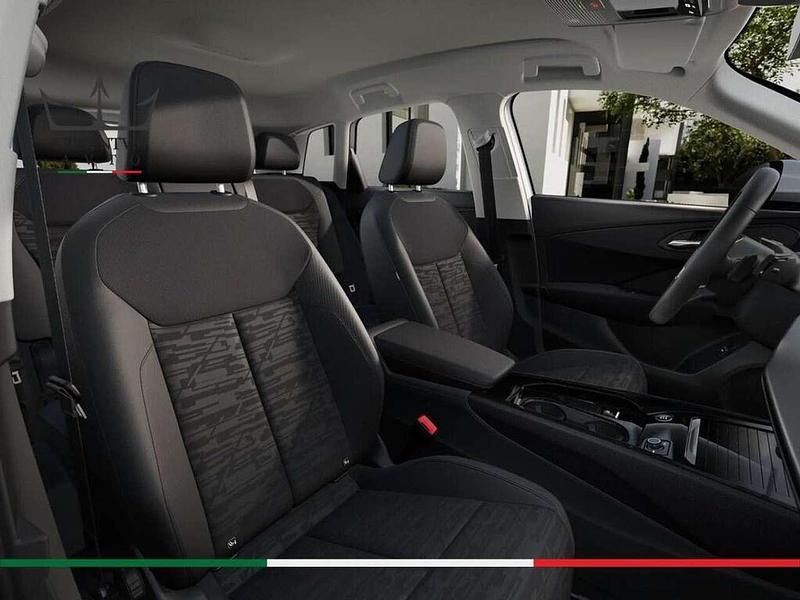 Nuova Audi Q3 Business 204 CV (150 kW) 2026 Bianco SUV