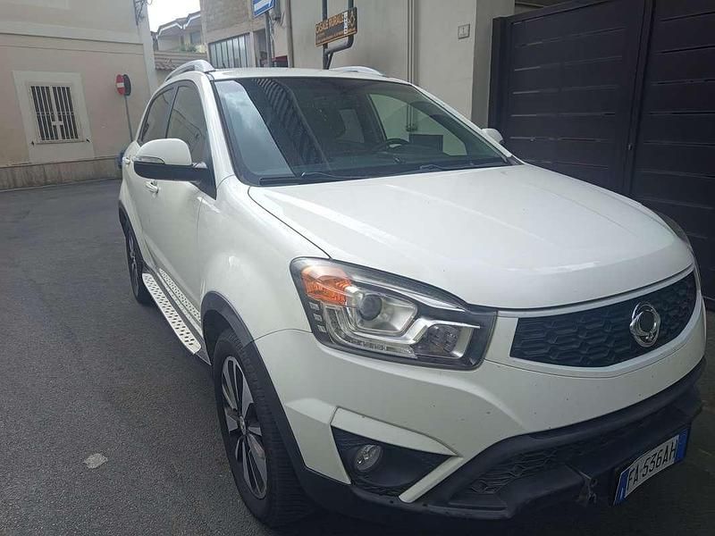 Bianco Usata 2015 Ssangyong (KGM) Korando SUV | 6100 € (Ottimo prezzo) - Immagine 1/4