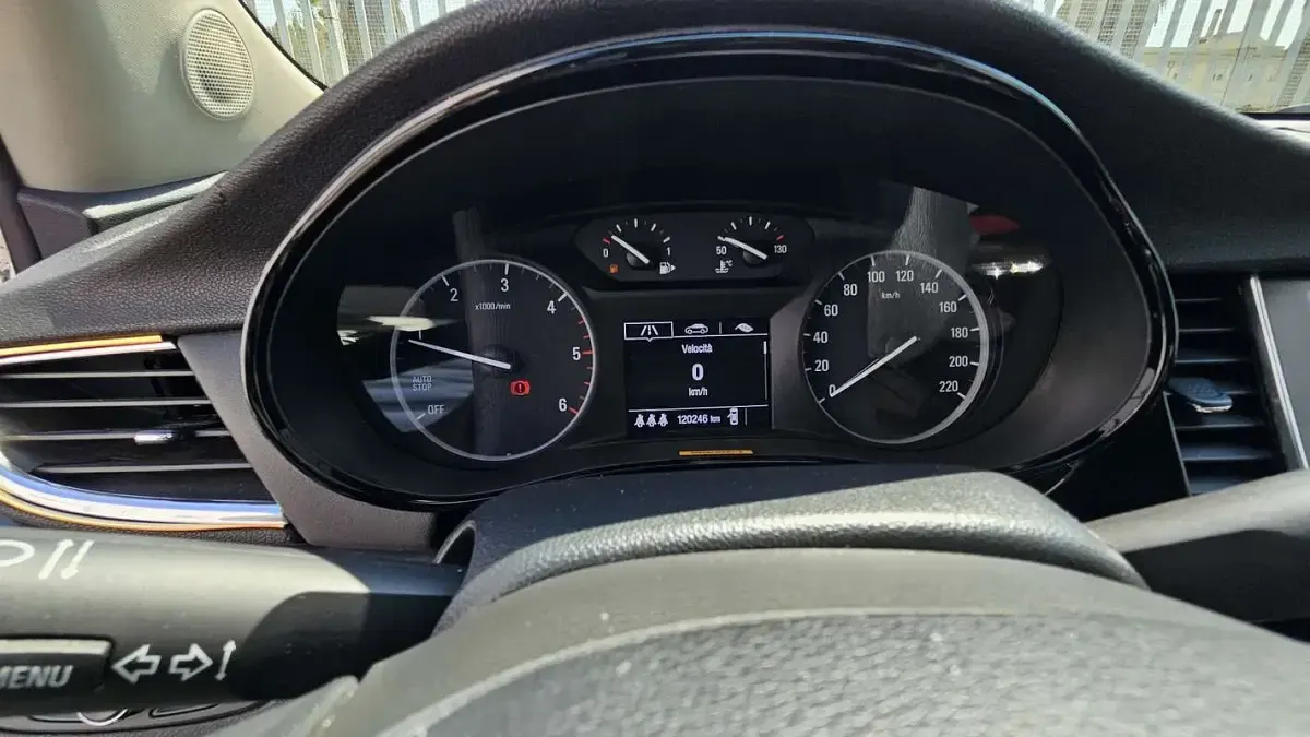 Usata Opel Mokka X Innovation 136 CV (100 kW) 2018 Bianco SUV
