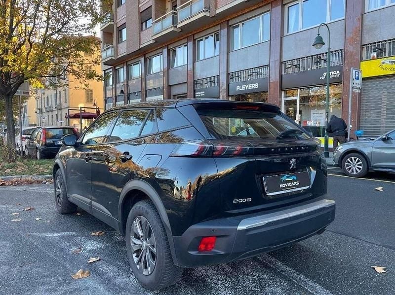 Usata Peugeot 2008 Active 102 CV (75 kW) 2022 Nero SUV
