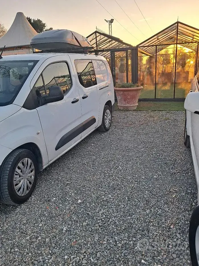 Usata Opel Combo 102 CV (75 kW) 2020 Bianco Monovolume