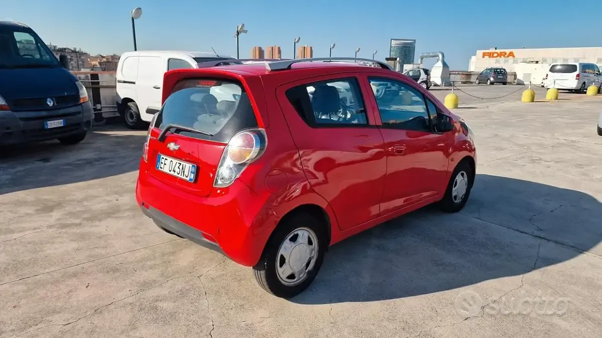 Usata Chevrolet Spark LS 68 CV (50 kW) 2011 Rosso Utilitaria