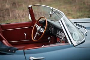 Usata Jaguar E-Type 269 CV (197 kW) 1961 Blu Cabrio