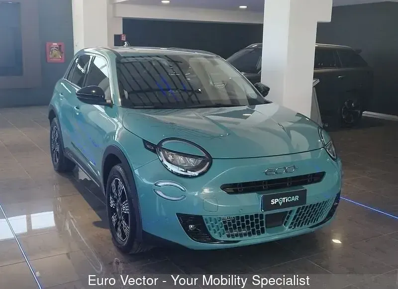 Usado Fiat 600 Pop 110 HP (80 kW) 2025 SUV