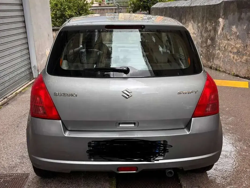 Brugt Suzuki Swift 69 HK (50 kW) 2006 Grå Hatchback