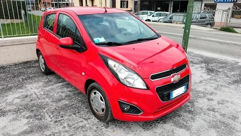 Usata Chevrolet Spark 67 CV (49 kW) 2015 Rosso Utilitaria