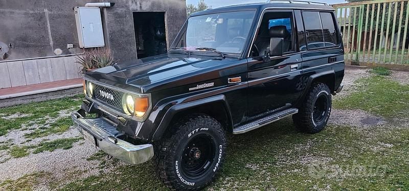 Usata Toyota Land Cruiser 1989 Nero SUV