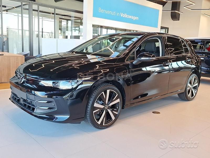 Usata VW Golf VIII Life 204 CV (150 kW) 2025 Nero Berlina