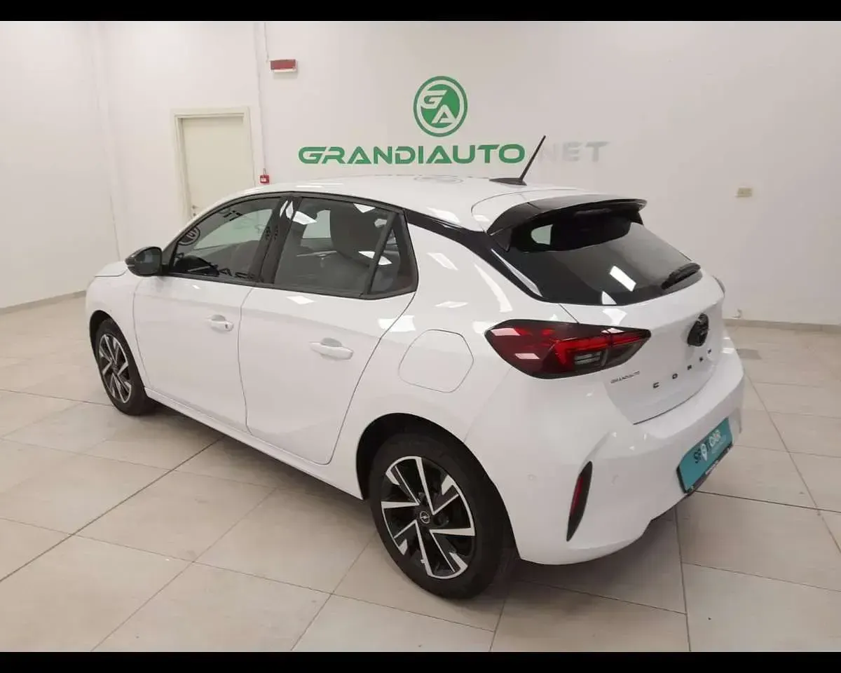 Usata Opel Corsa S 101 CV (74 kW) 2025 Bianco Utilitaria