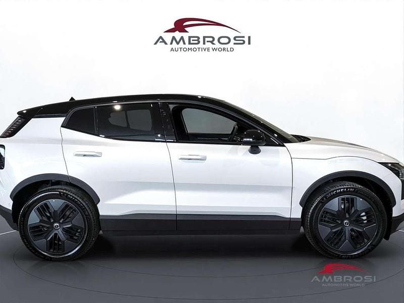 Nuova Volvo EX30 Performance 314 kW (428 CV) 2026 Crystal white SUV