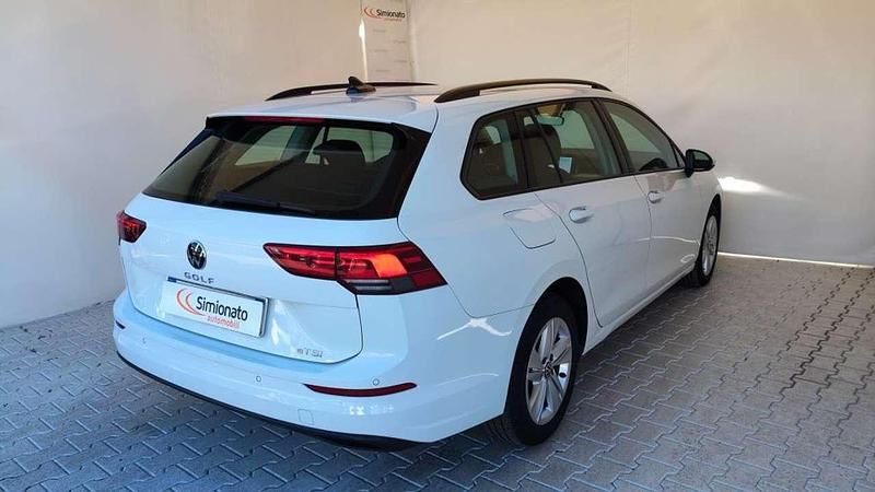 Usata VW Golf VIII Life 110 CV (80 kW) 2023 Bianco Station wagon