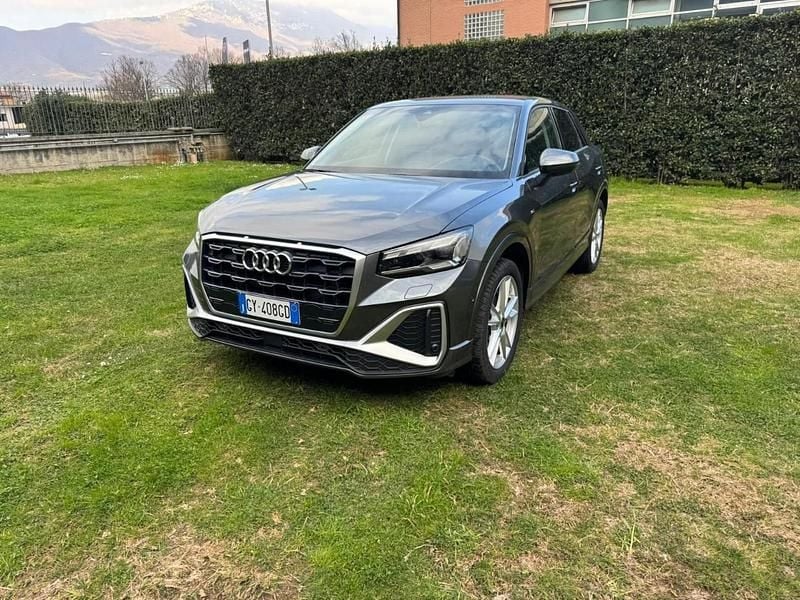 Usata Audi Q2 S-Line 150 CV (110 kW) 2025 Grigio SUV