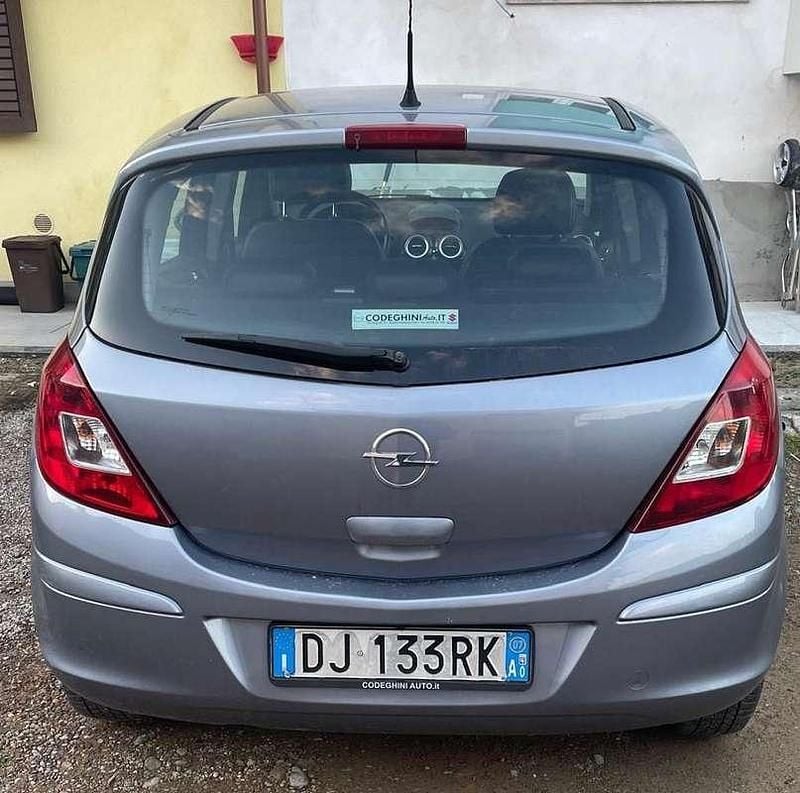 Usata Opel Corsa Enjoy 80 CV (58 kW) 2007 Utilitaria