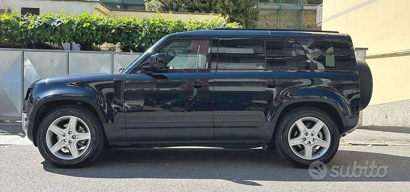 Usata Land Rover Defender 200 CV (147 kW) 2022 Nero SUV