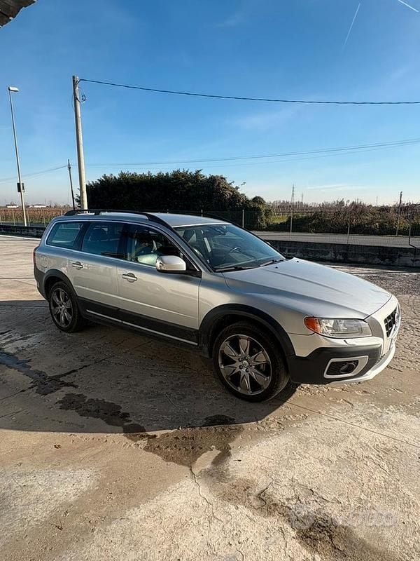 Usata Volvo XC70 2013 Grigio Station wagon