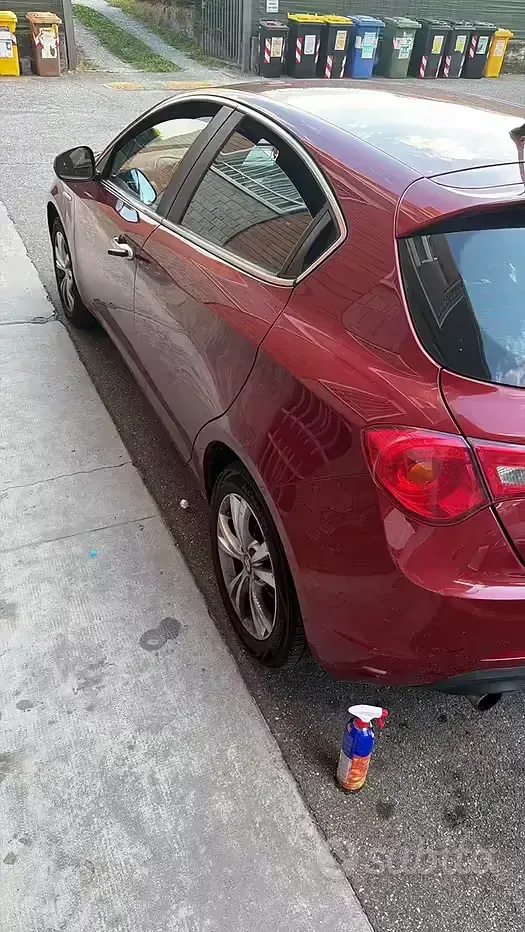 Usata Alfa Romeo Giulietta 2013 Rosso Utilitaria