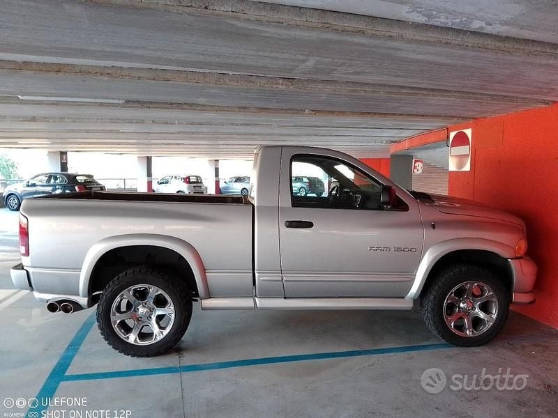 Usata Dodge Ram 349 CV (256 kW) 2005 Grigio Pick-up