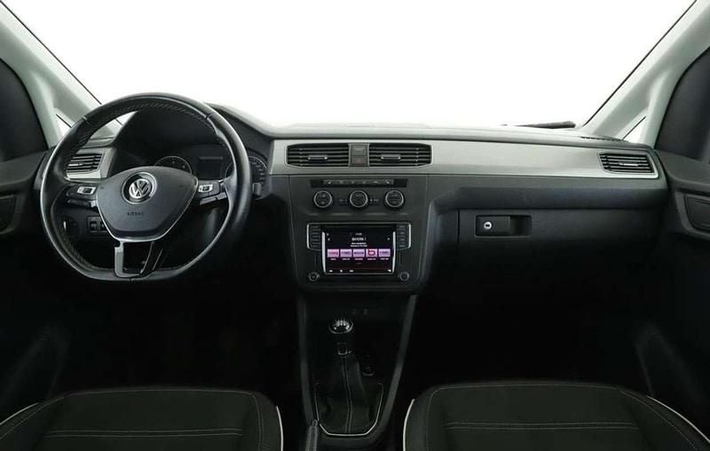 Usata VW Caddy 102 CV (75 kW) 2019 Blu/azzurro Monovolume