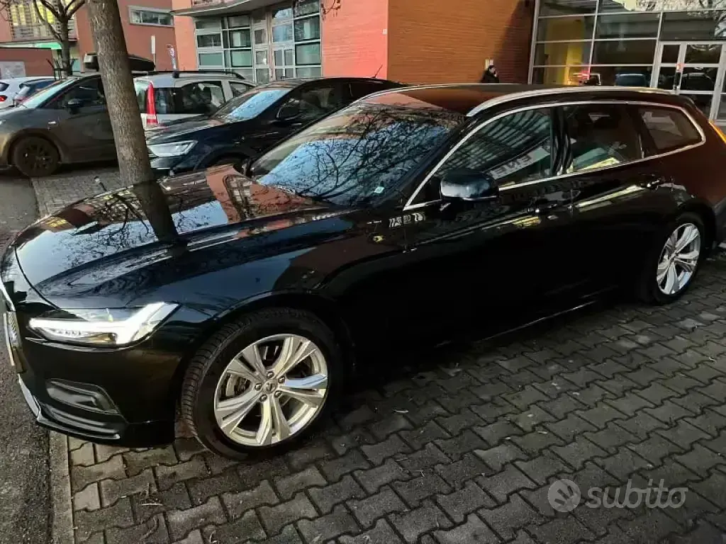 Usata Volvo V90 Business Edition 197 CV (144 kW) 2021 Nero metallizzato Station wagon
