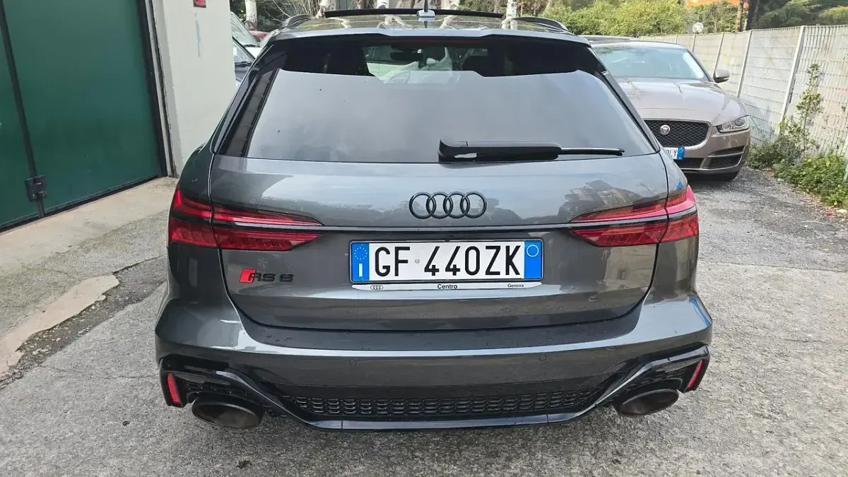 Usata Audi RS6 599 CV (440 kW) 2021 Grigio Station wagon