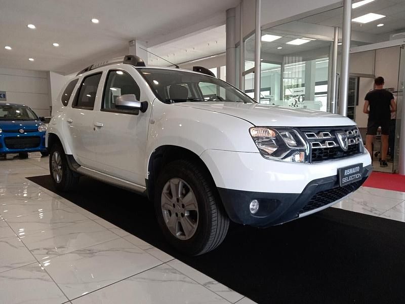 Usata Dacia Duster 115 CV (84 kW) 2018 Bianco SUV