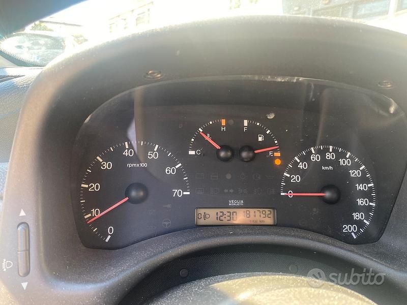 Usata Fiat Punto 60 CV (44 kW) 2001 Utilitaria