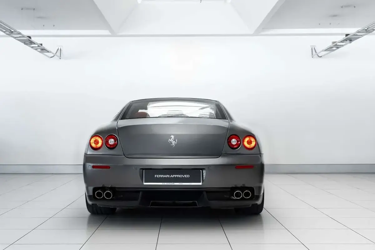 Usata Ferrari 612 540 CV (397 kW) 2007 Grigio Coupé