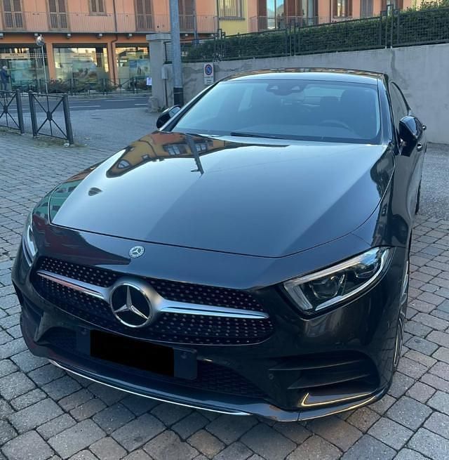 Usata Mercedes CLS300 Premium 245 CV (180 kW) 2019 Grigio Coupé