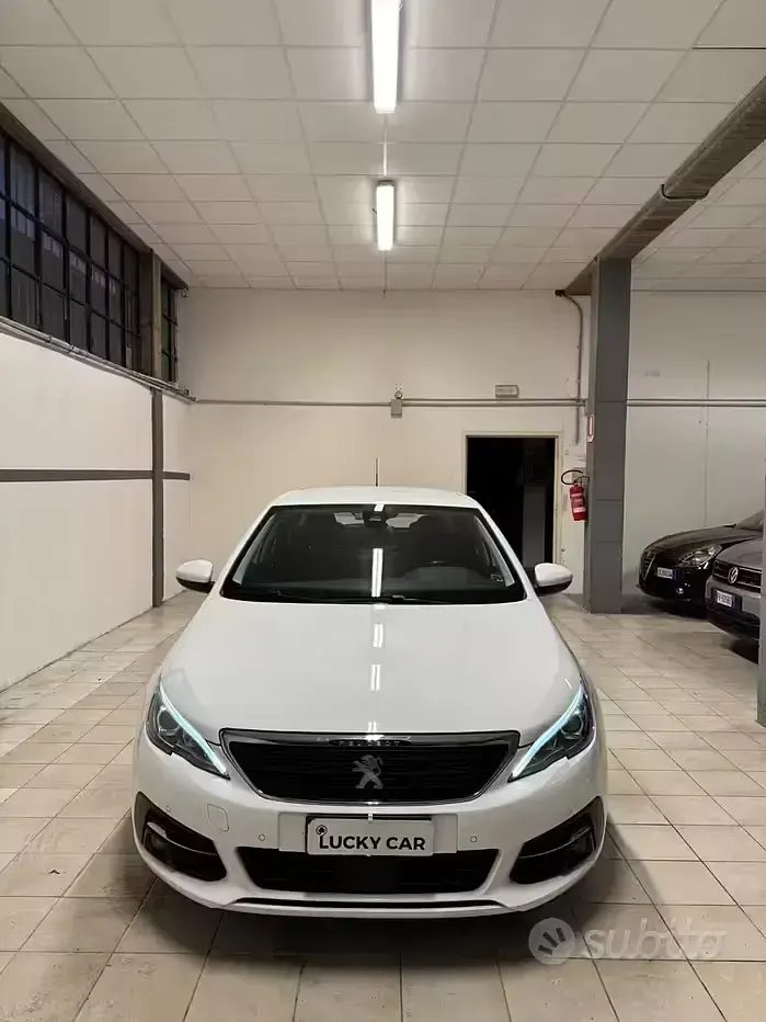 Usata Peugeot 308 Active 131 CV (96 kW) 2019 Bianco Station wagon